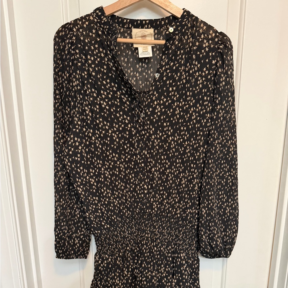 Elegant Black and Cream Floral Dress
